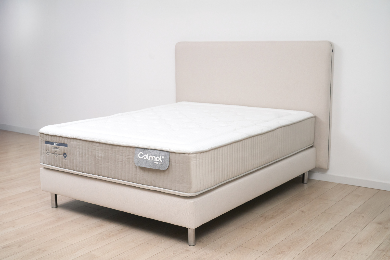 colmol-quadrato-t-te-de-lit-140x120-savana-beige image 2