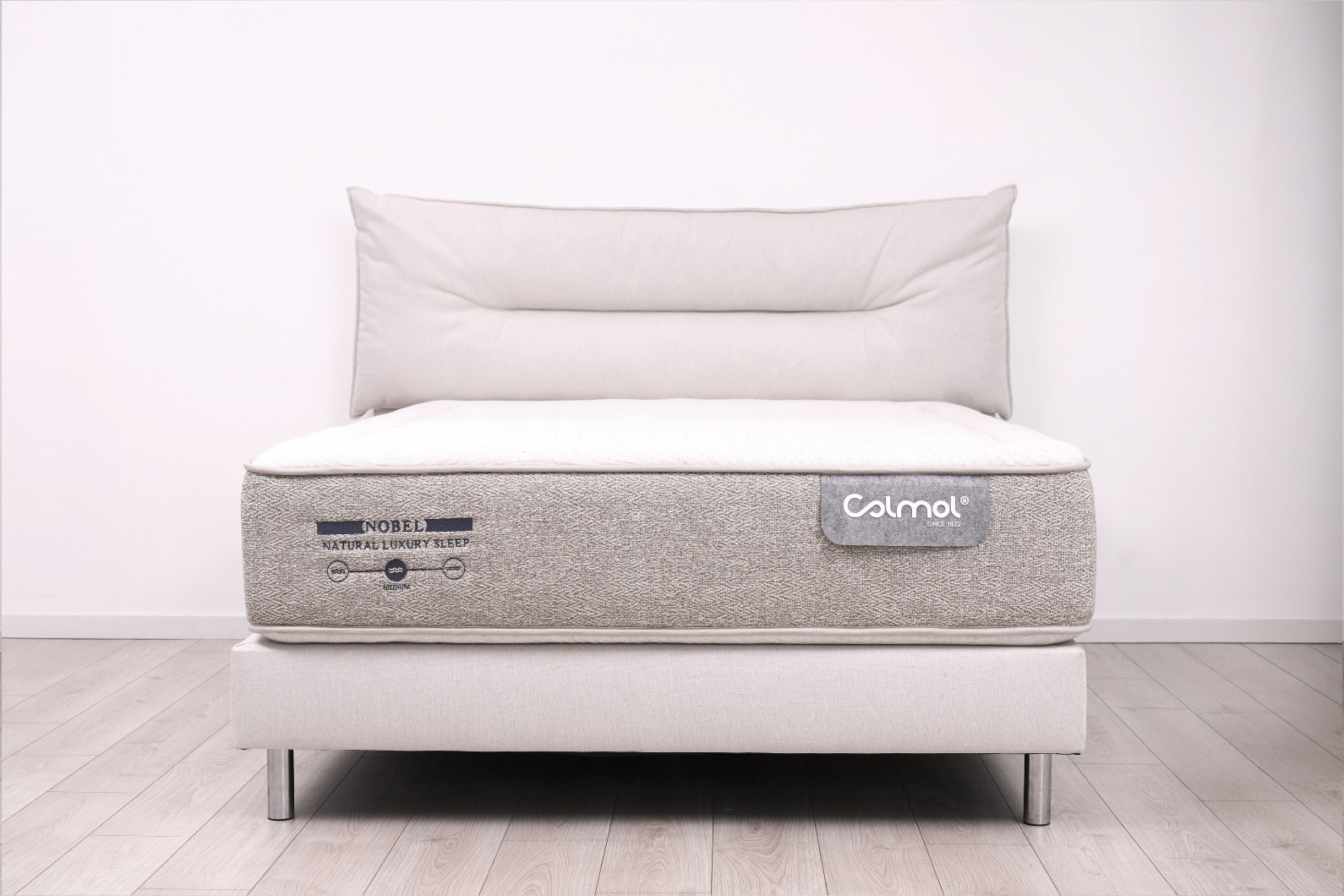 colmol-quadrato-t-te-de-lit-140x120-cm-gris-fonc image 1